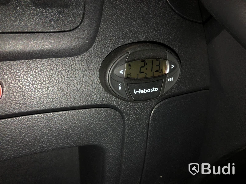 Skåpbil Nissan NV400 2.3 dCi Volymskåp (125hk) - 2016 m bakgavellift & öppningsbar vä sida